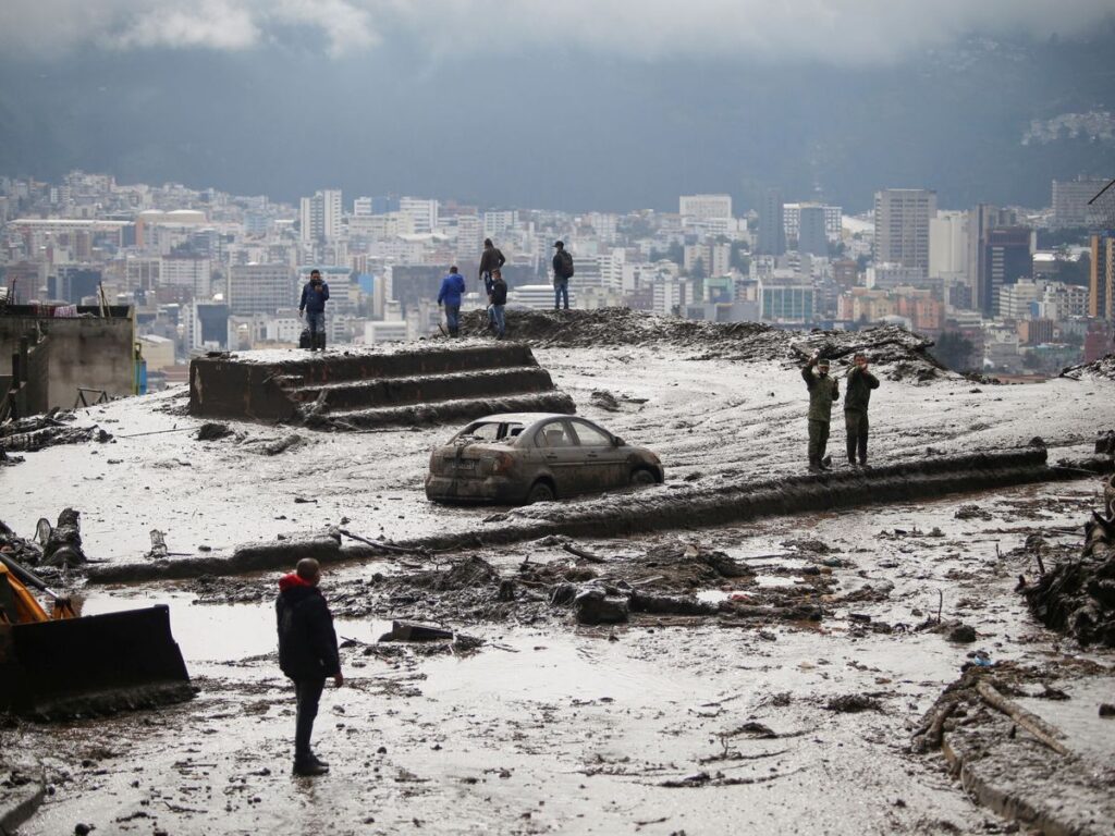 aluvión-laderas-del-pichincha-Rojas-02-02-2022