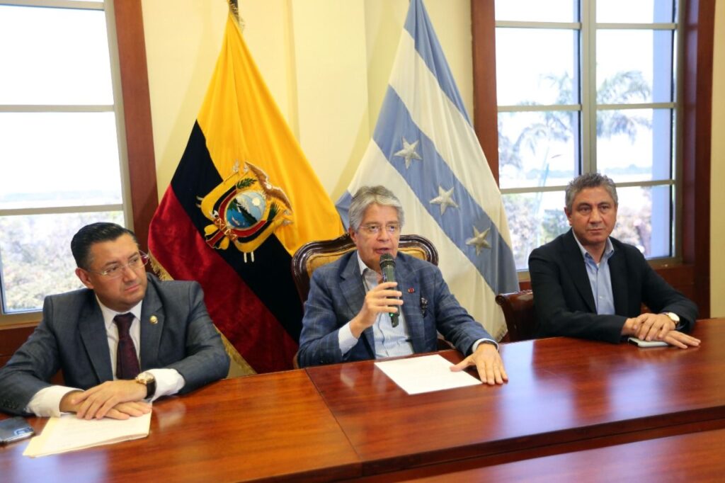 La reunión se realizó en la sede de la Gobernación del Guayas. Foto: Secretaría General de Comunicación