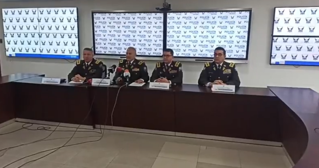 Rueda de prensa de la Policía Nacional sobre los hechos registrados en el Cuartel Modelo de Guayaquil