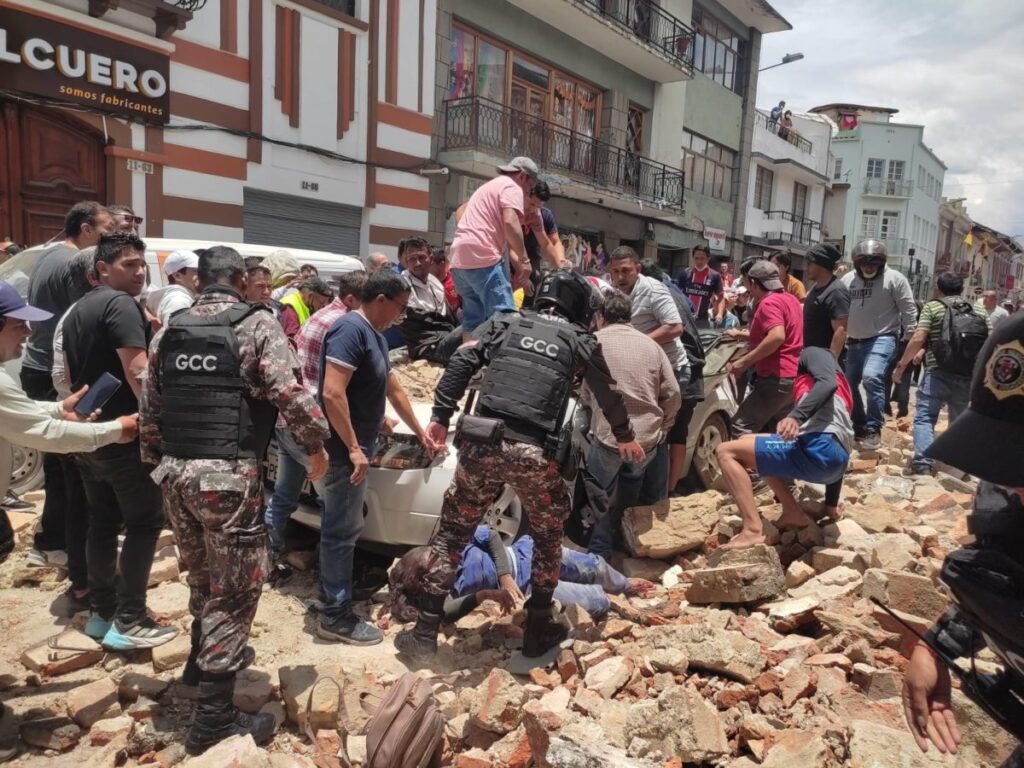 machala-terremoto-18-marzo