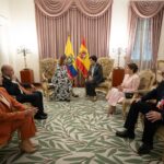 El Ejército desmantela una refinería artesanal de crudo en Sucumbíos