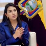 Quito: adulto mayor rescatado tras caer en pozo de 20 metros en Guamaní