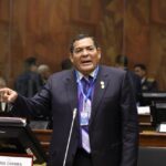 3 de cada 10 ecuatorianos en riesgo de caer en la pobreza, según Banco Mundial