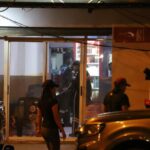 Mantienen cierres en av. Simón Bolívar y Autopista Rumiñahui por camión volcado