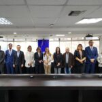 Ministerio de Educación activa clases no presenciales en cuatro distritos