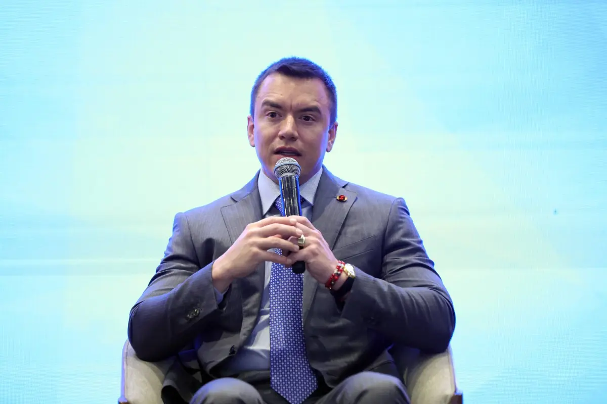 Noboa arremete contra Colombia