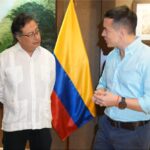 Volcamiento de bus deja 10 heridos en avenida Simón Bolívar, en Quito