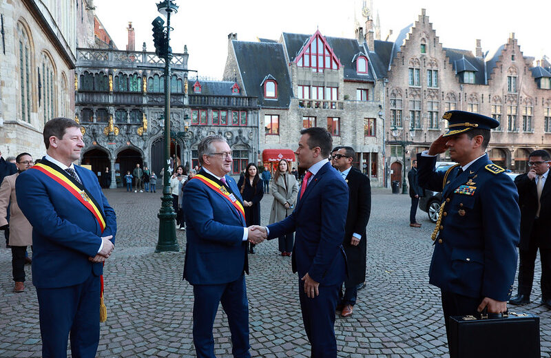 En Bélgica, Noboa se reúne con el alcalde de Brujas