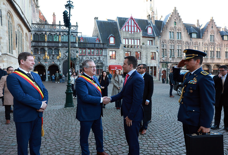 En Bélgica, Noboa se reúne con el alcalde de Brujas