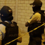 Hombres armados irrumpen en plantel educativo de Bastión Popular y dejan amenazas