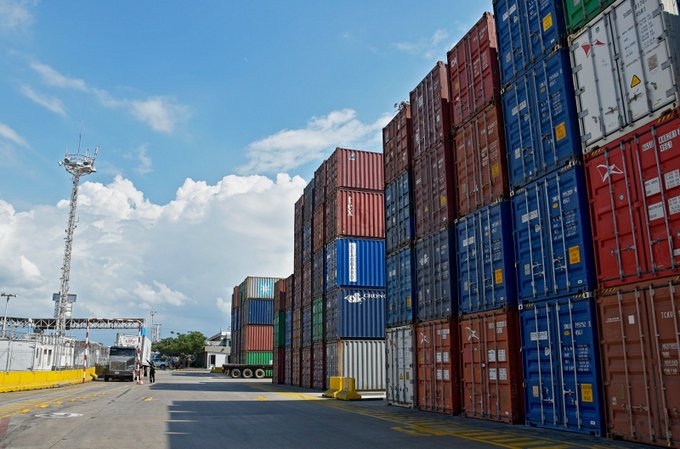 Colombia ampliará arancel del 30 % a más productos de Ecuador