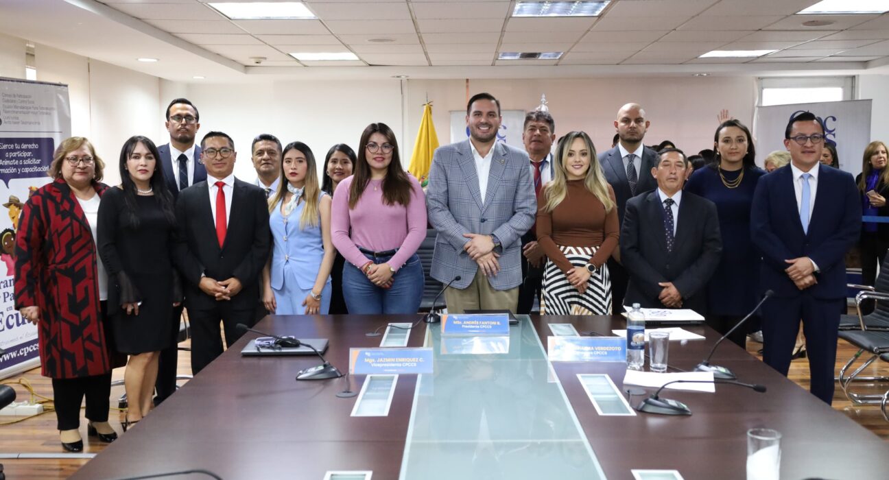 CPCCS posesiona a Comisión Ciudadana que elegirá al nuevo Fiscal General del Estado