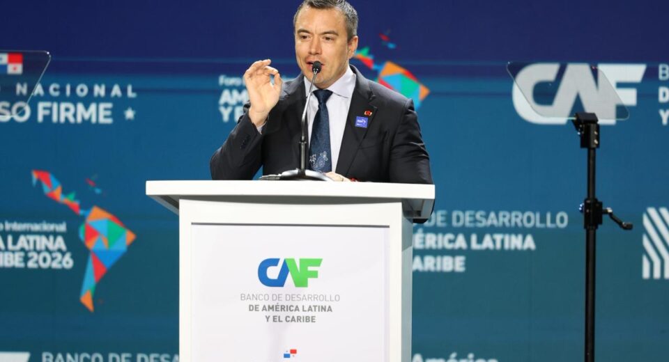 Noboa plantea que América Latina puede crecer hasta 5 % "si trabaja unida"