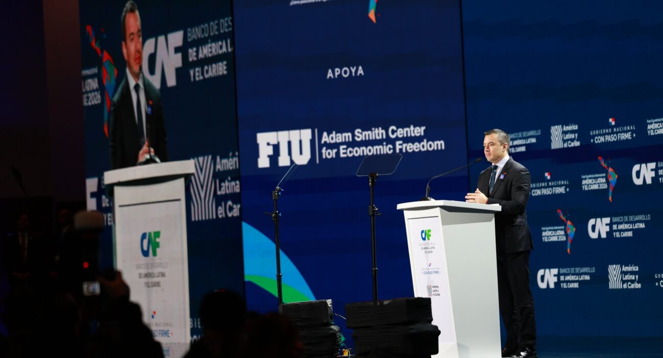 Noboa interrumpe su agenda en Panamá y regresa de forma urgente a Ecuador