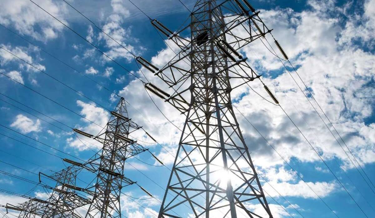 Gobierno asegura que puede cubrir demanda eléctrica