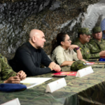 Mahuad busca que justicia internacional lo declare inocente