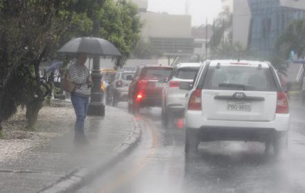 Noboa declara prioridad nacional la respuesta a la época lluviosa