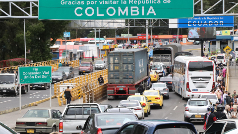 Transportistas pesados de Ecuador y Colombia exigen eliminación del arancel del 30 %