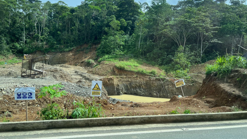 Gobierno suspende actividad minera en Napo