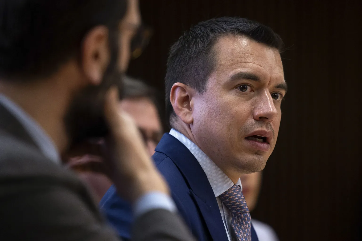 Noboa anuncia crédito “Emprende Violeta” para mujeres emprendedoras