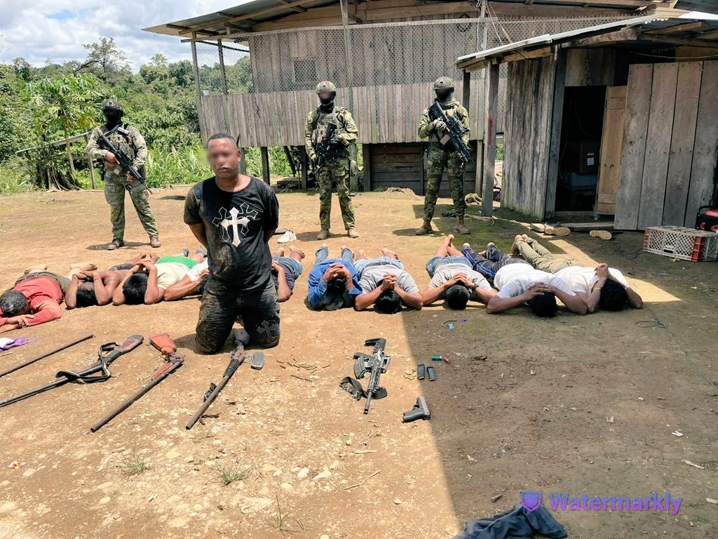 Esmeraldas: capturan a alias “Camilo”, presunto cabecilla vinculado al Frente Oliver Sinisterra