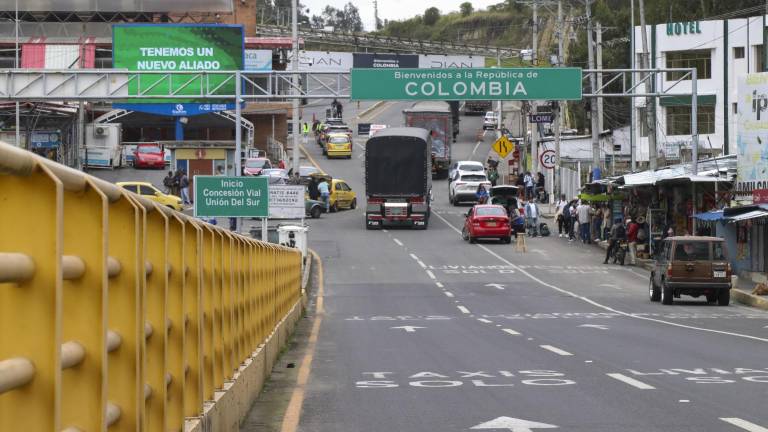 Colombia evalúa elevar aranceles al 50% a productos ecuatorianos y ampliar lista de restricciones