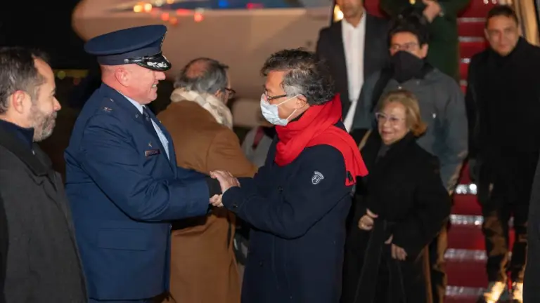 Petro llega a Washington para reunirse con Trump