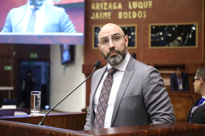 Comisión de Fiscalización analizará este martes pruebas documentales en juicio político contra Mario Godoy