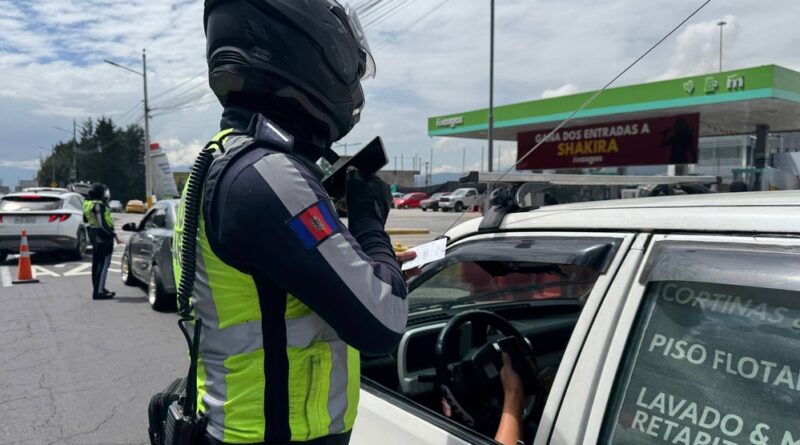 AMT no sancionará a conductores con licencia caducada mientras continúe la suspensión de servicios de la ANT