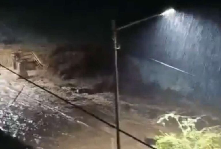 Desbordamiento de ríos y quebradas genera emergencia en Santo Domingo