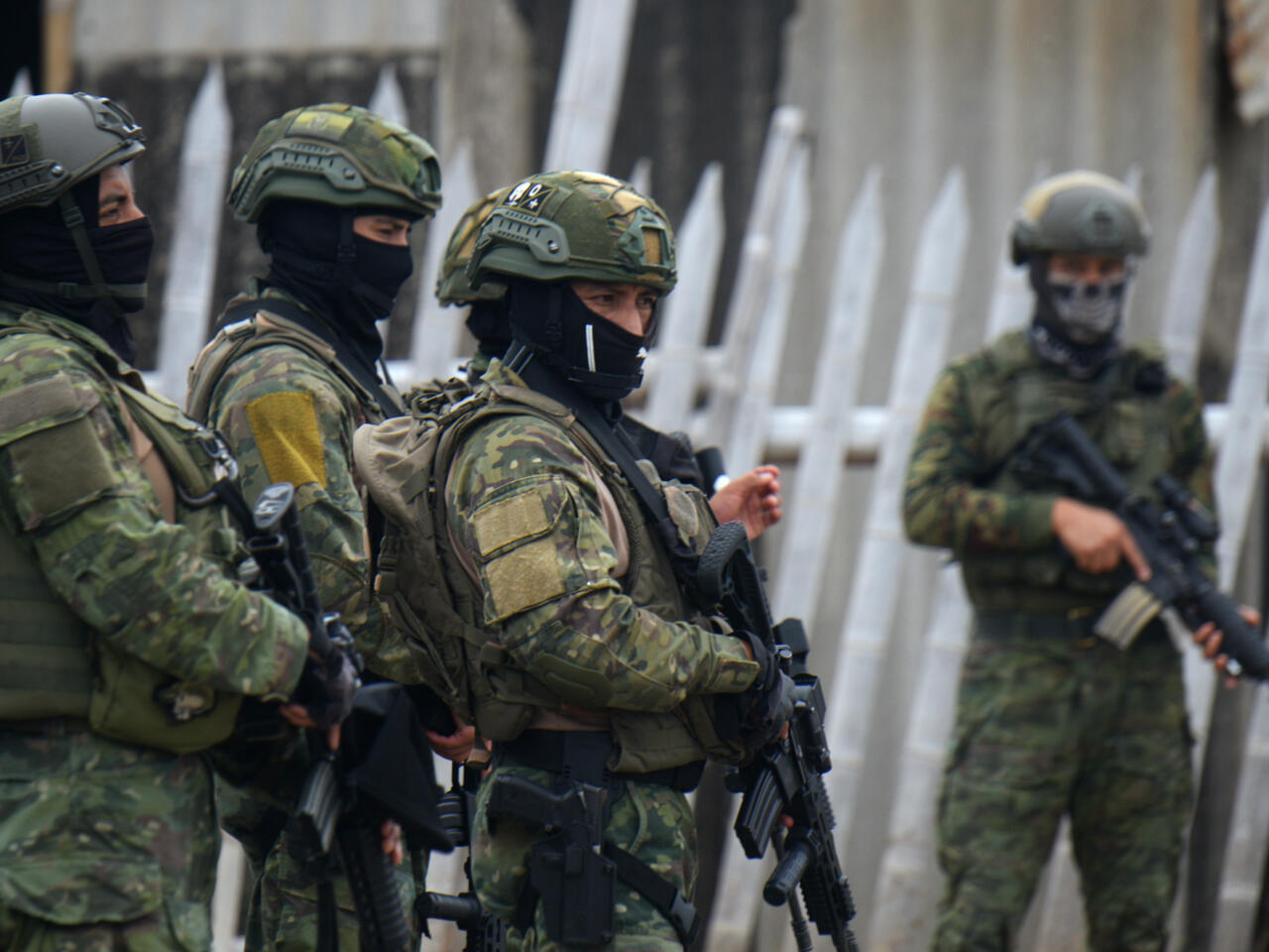 Noboa extiende por 30 días el estado de excepción en nueve provincias y tres cantones