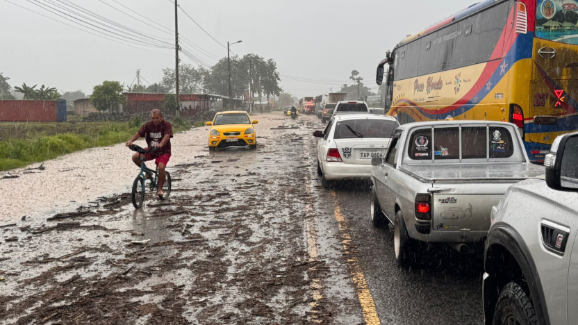 Más de 21 000 afectados por lluvias: seis provincias en alerta roja
