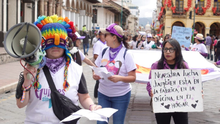 Con marchas en Quito, Guayaquil y Cuenca, Ecuador conmemora el Día Internacional de la Mujer