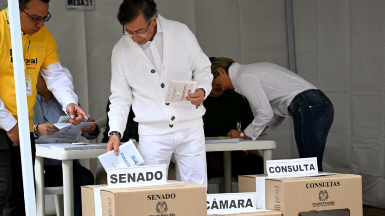 Partidos de Petro y Uribe serán las principales fuerzas del Senado colombiano