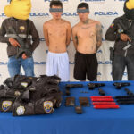 Siniestro en vía a Daule deja varios heridos y personas atrapadas tras choque entre bus y camión