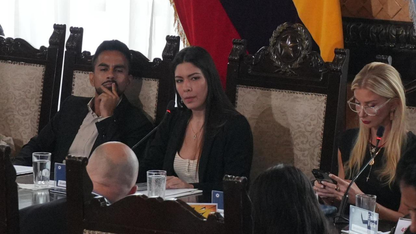 Concejo extiende subrogación y Tatiana Coronel seguirá al frente de la Alcaldía de Guayaquil