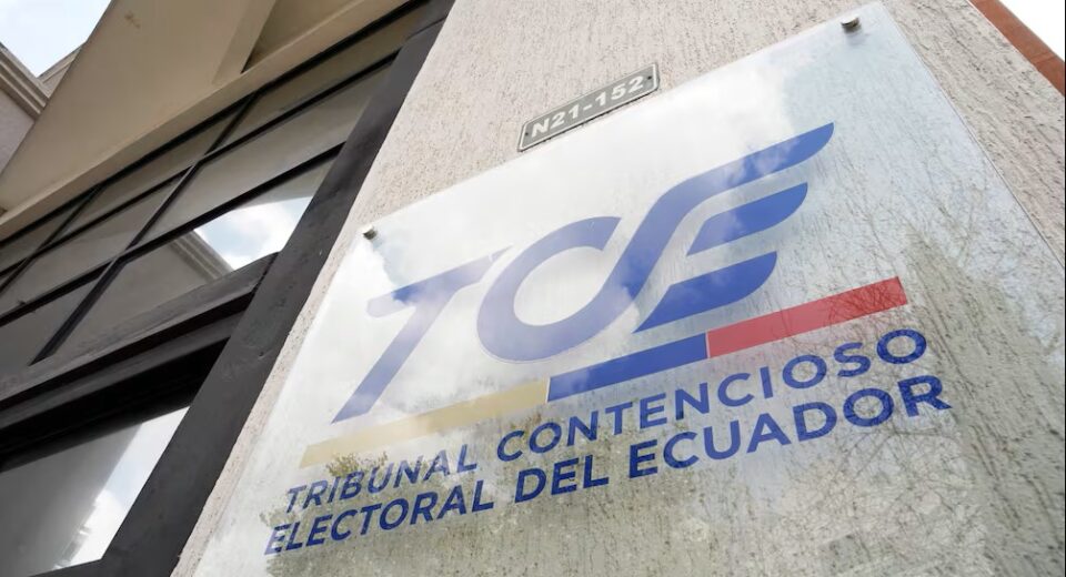 Jueza del TCE declara prescrita denuncia de Diana Atamaint contra Revolución Ciudadana por elecciones de 2023
