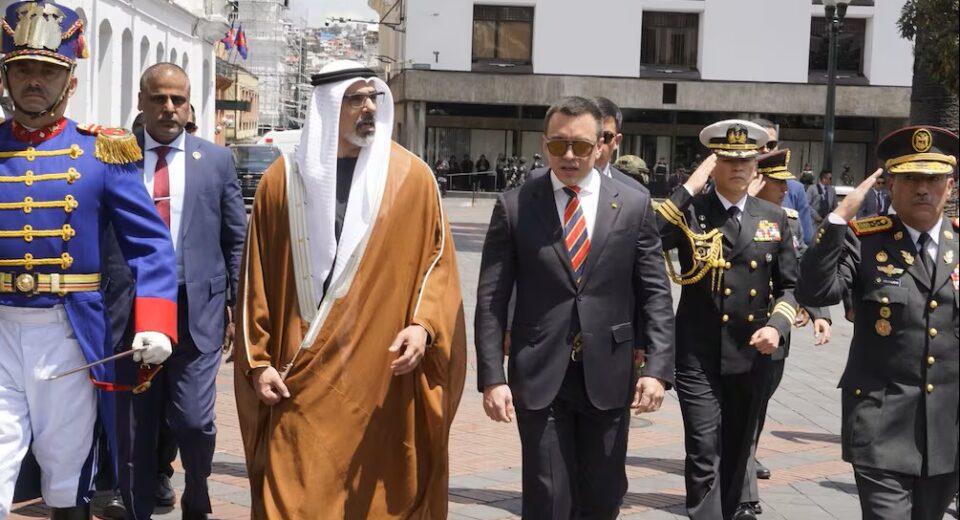 Noboa recibe en Carondelet al príncipe heredero de Abu Dabi