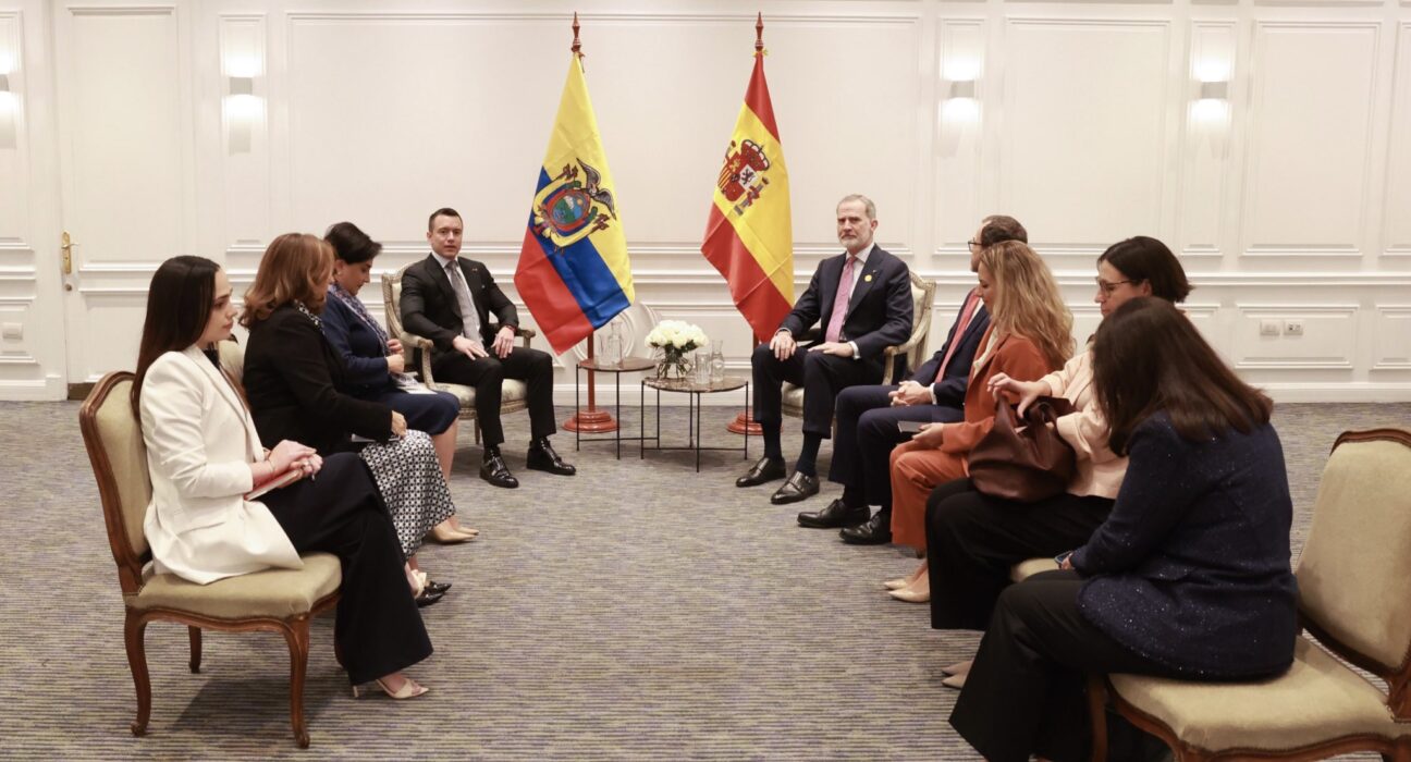 Noboa se reúne con el rey Felipe VI en Chile