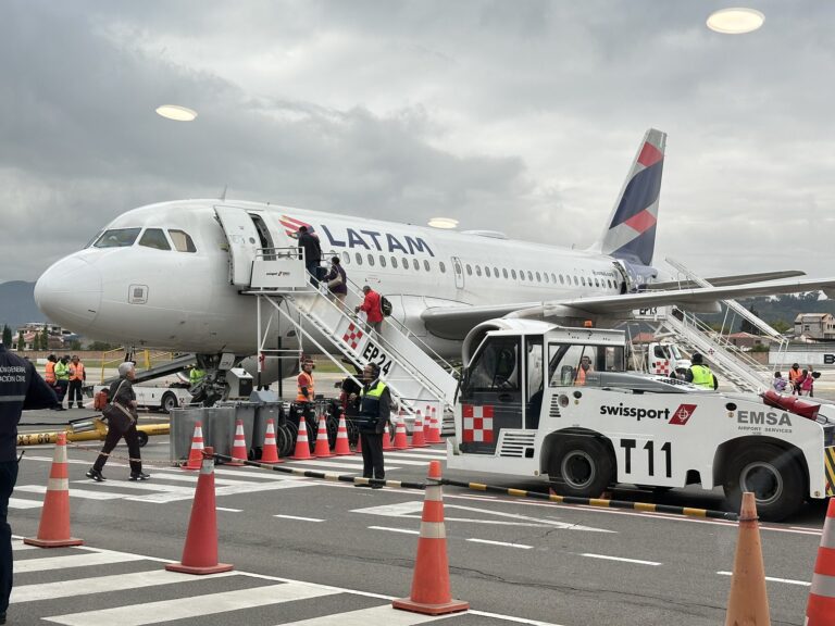 Desde este 31 de marzo se reactiva la ruta aérea Cuenca–Galápagos