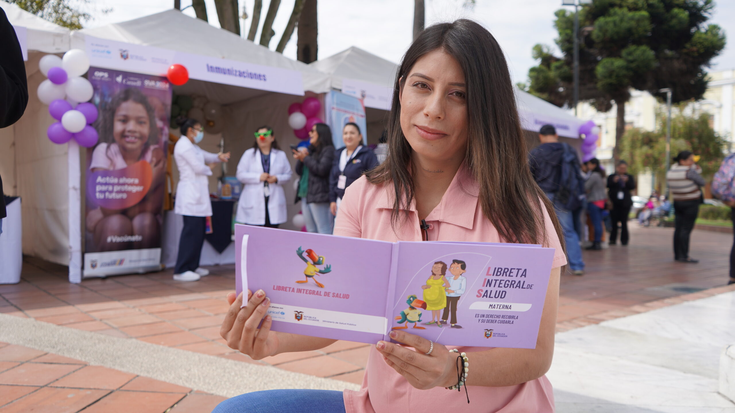Gobierno presenta nueva Libreta Integral de Salud destinada al cuidado materno infantil
