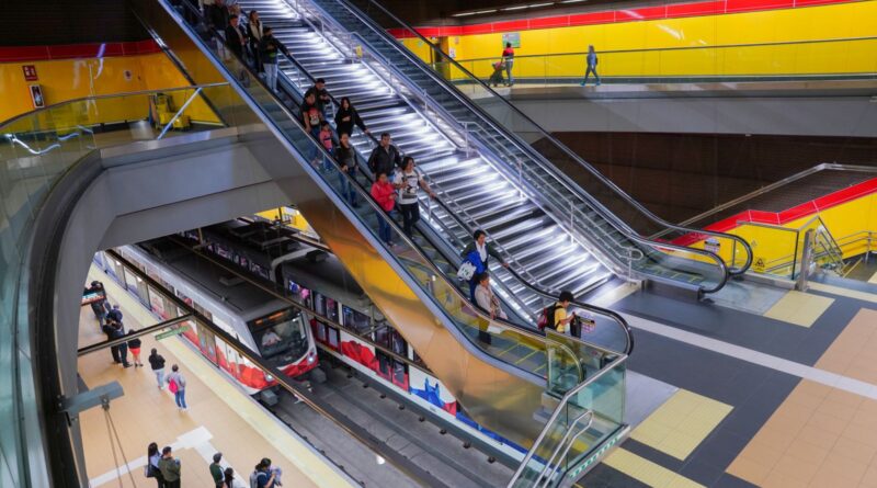 Metro de Quito obtiene reconocimiento como el sistema más limpio del mundo