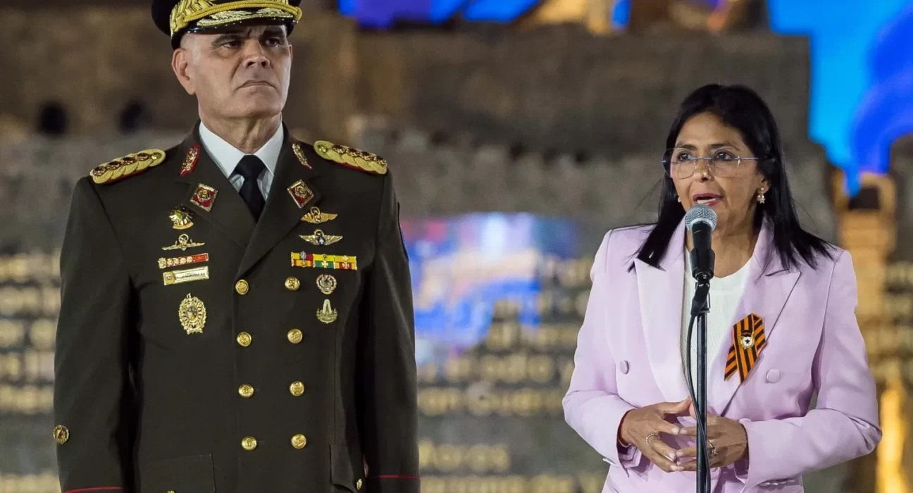 Delcy Rodríguez destituye a Vladimir Padrino López como ministro de Defensa de Venezuela