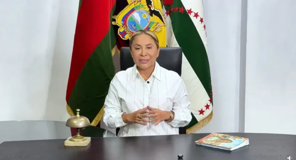 Concejo Municipal aprueba la remoción de la alcaldesa de Jipijapa, Ángela Plúa