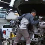 Transportistas pesados bloquean Panamericana Norte en Tulcán en protesta contra aranceles