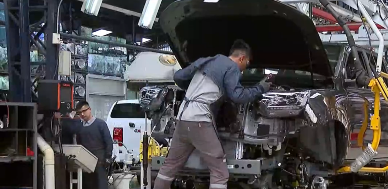 ¿Cómo se pagarán las horas extras con la nueva jornada laboral de hasta 10 horas diarias?