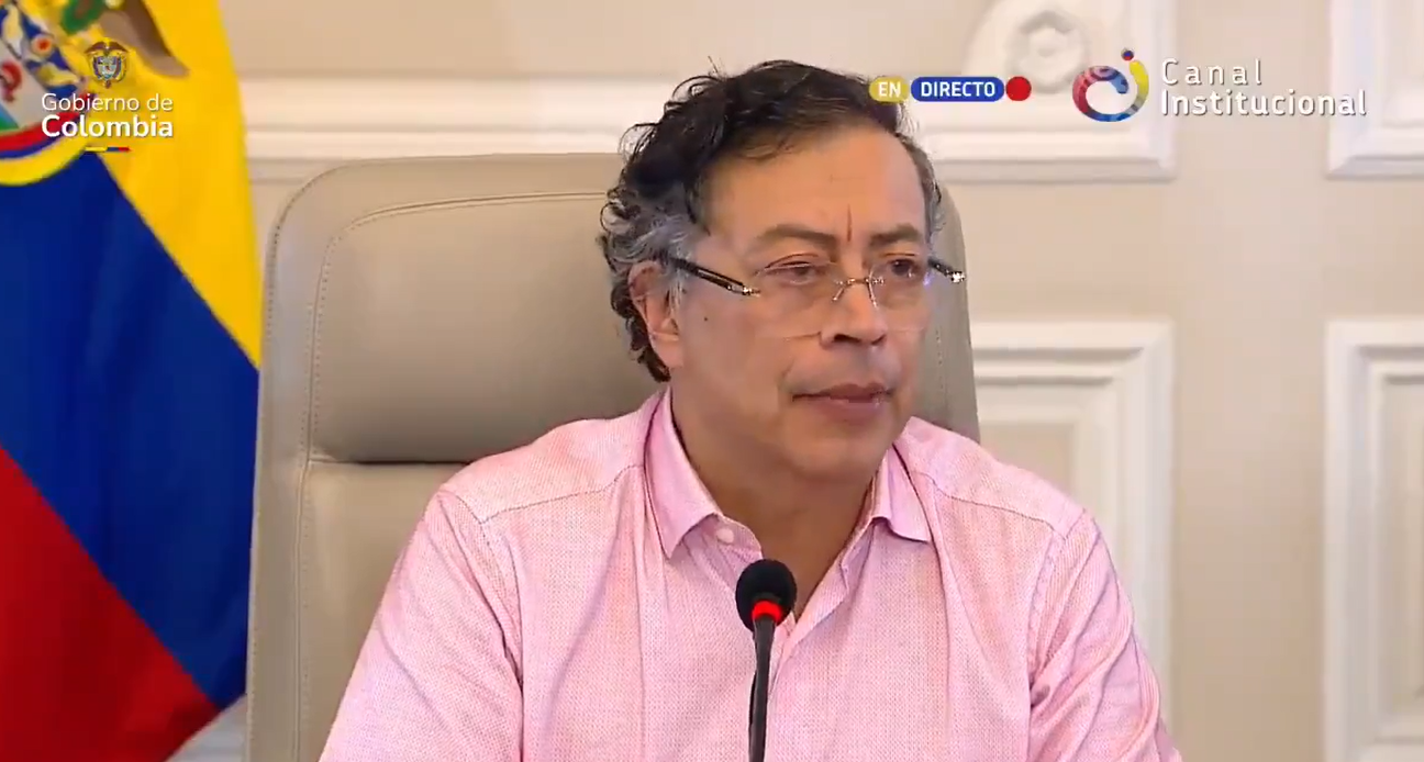 Petro denuncia que Colombia “está siendo bombardeada desde Ecuador”: No hay pronunciamiento oficial del gobierno de Noboa