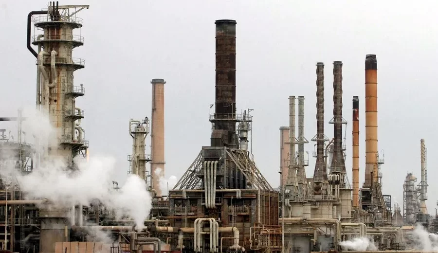 Gas y petróleo se disparan por conflicto en Oriente Medio