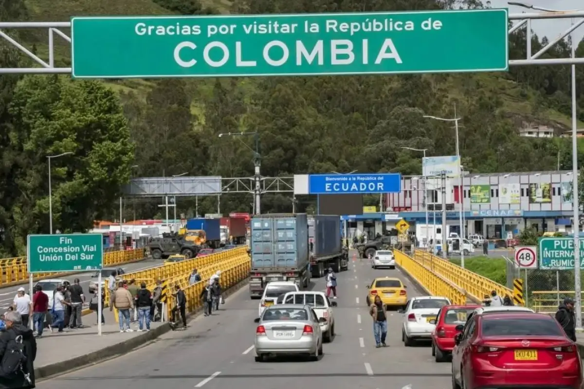 Senae oficializa alza al 100 % del arancel a importaciones desde Colombia y fija vigencia desde mayo