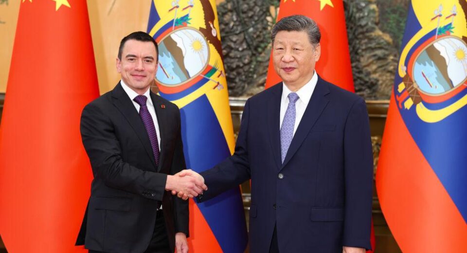 Noboa anuncia visita oficial a China y ratifica política de apertura comercial global